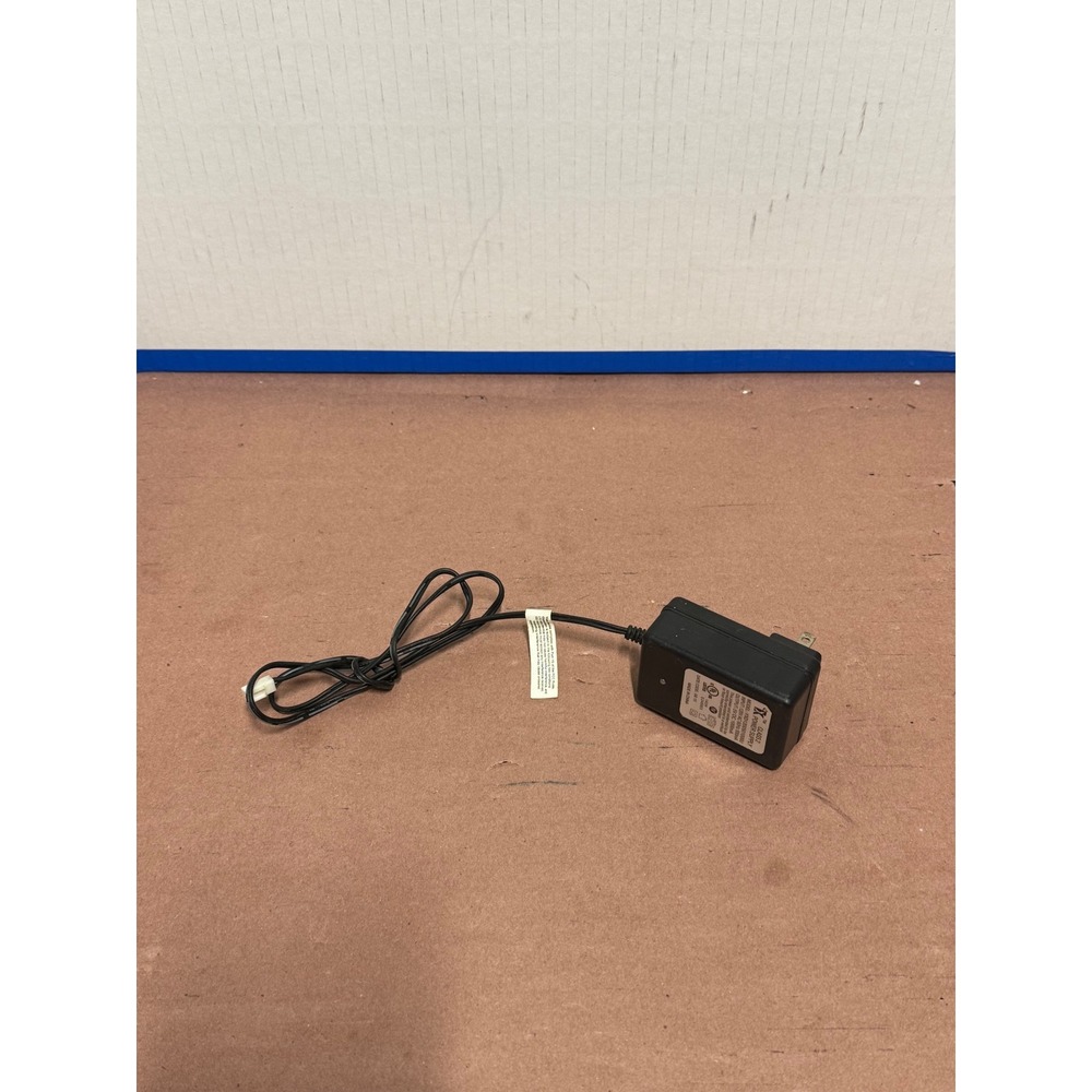 YX Class 2 Power Supply YXD1200501000U 5V 1000mA AC Adapter 2-Pin Connector
